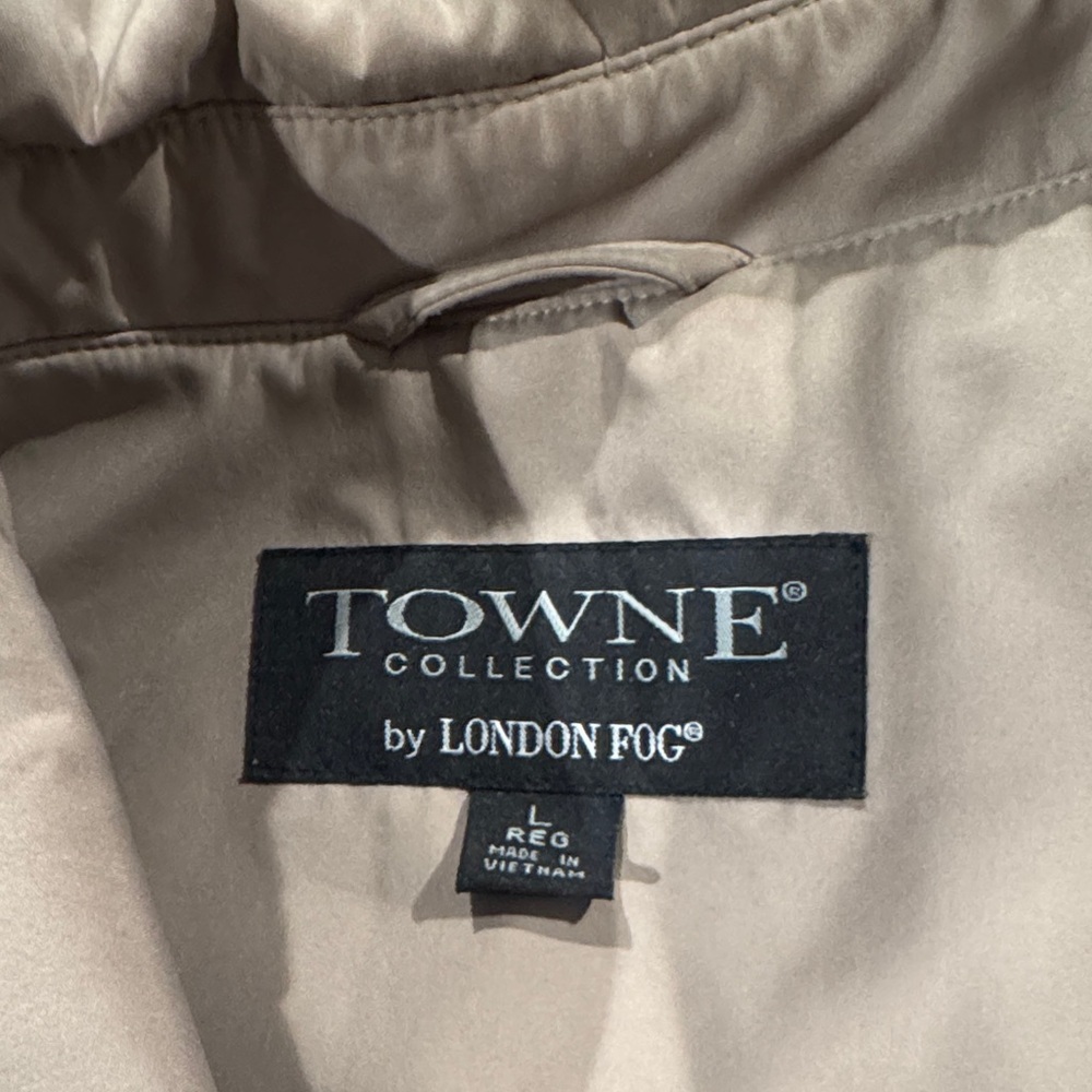 London Fog Men's Beige Lightweight Jacket - Picture 3 of 4